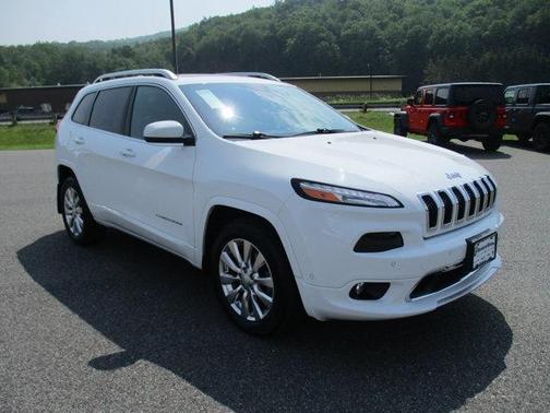 2017 Jeep Cherokee Overland