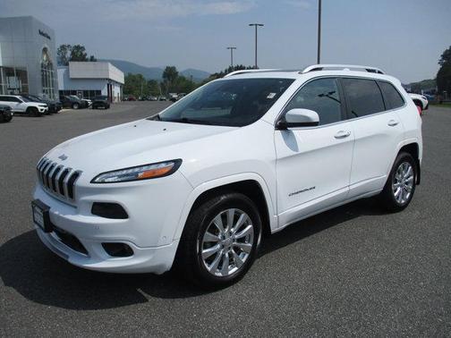 2017 Jeep Cherokee Overland