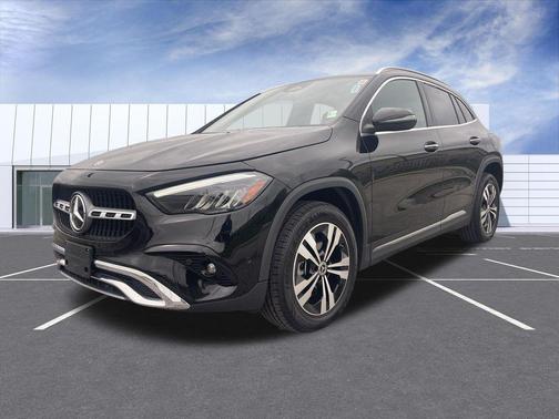 Night Black 2025 Mercedes-Benz GLA 250 4MATIC