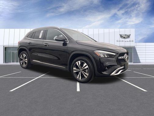 Night Black 2025 Mercedes-Benz GLA 250 4MATIC