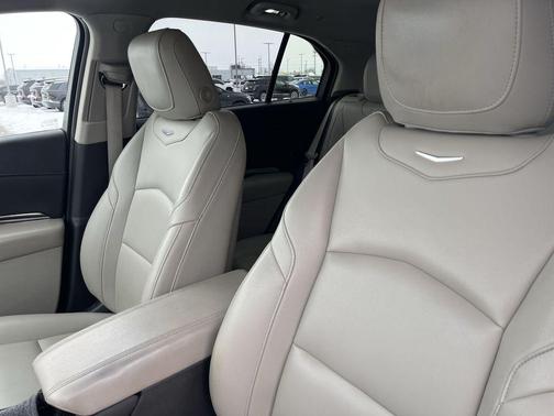 2019 Cadillac XT4 Luxury