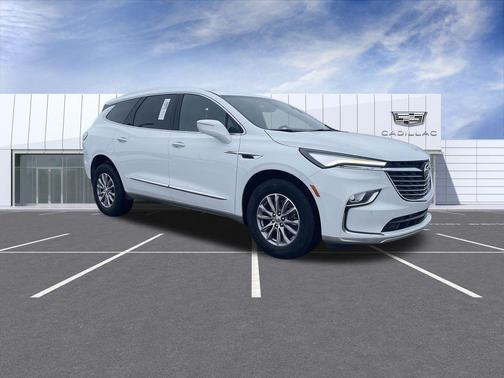 2023 Buick Enclave Essence AWD