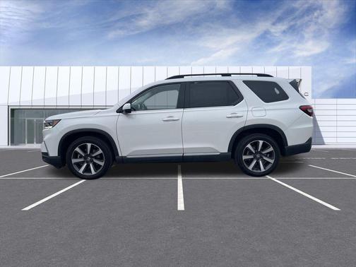 2023 Honda Pilot AWD Elite