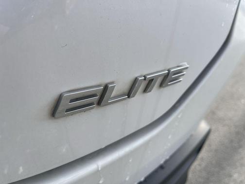 2023 Honda Pilot AWD Elite