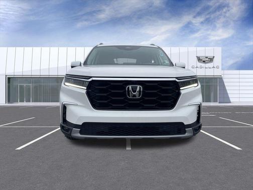 2023 Honda Pilot AWD Elite