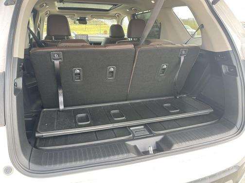 2023 Honda Pilot AWD Elite