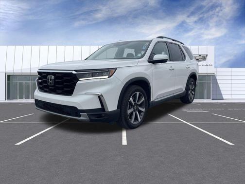 2023 Honda Pilot AWD Elite