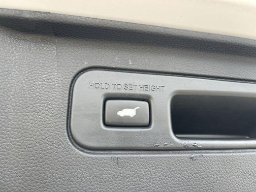 2023 Honda Pilot AWD Elite