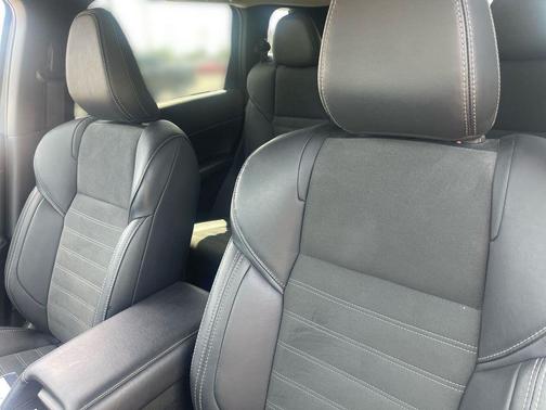 Graphite Gray Metallic/Black Roof 2025 Mitsubishi Outlander SE S-AWC