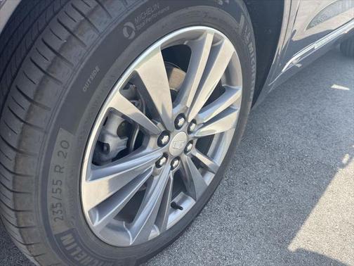 2025 Cadillac XT6 Premium Luxury FWD
