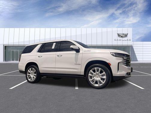 Iridescent Pearl Tricoat 2021 Chevrolet Tahoe 4WD High Country