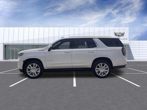 Iridescent Pearl Tricoat 2021 Chevrolet Tahoe 4WD High Country