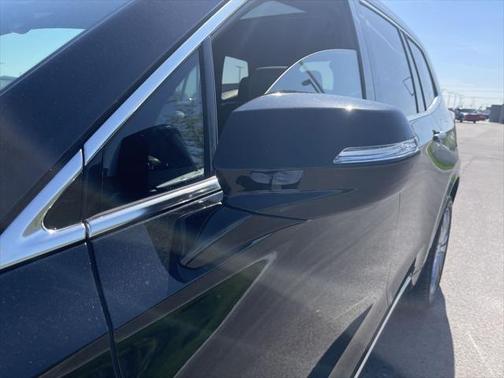 2023 Cadillac XT6 Premium Luxury FWD