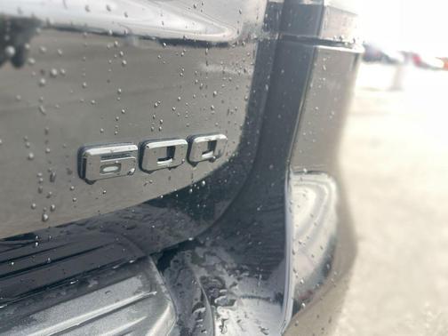 2024 Cadillac Escalade ESV Sport