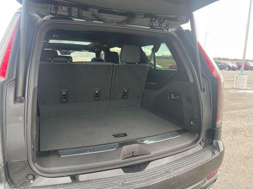 2024 Cadillac Escalade ESV Sport