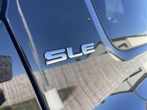 2018 GMC Acadia SLE-2