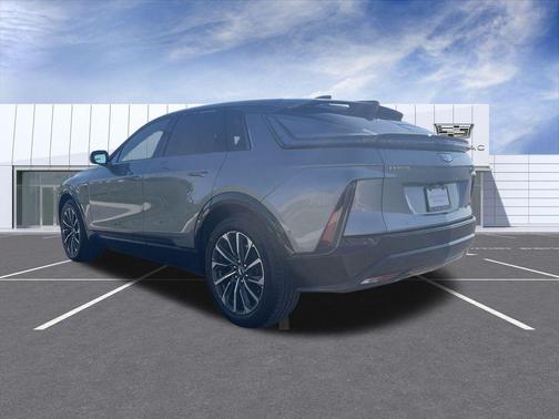 2024 Cadillac LYRIQ Sport