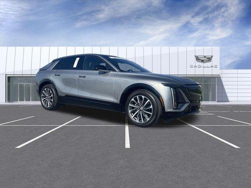 2024 Cadillac LYRIQ Sport