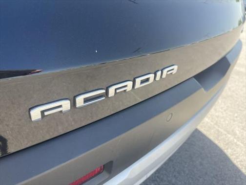 2023 GMC Acadia AWD SLT