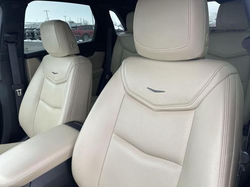 2017 Cadillac XT5 Base