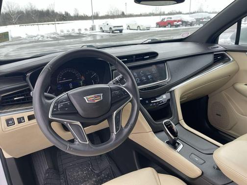 2017 Cadillac XT5 Base