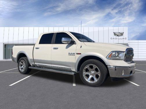 Pearl White 2018 RAM 1500 Laramie