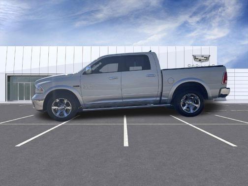 Pearl White 2018 RAM 1500 Laramie