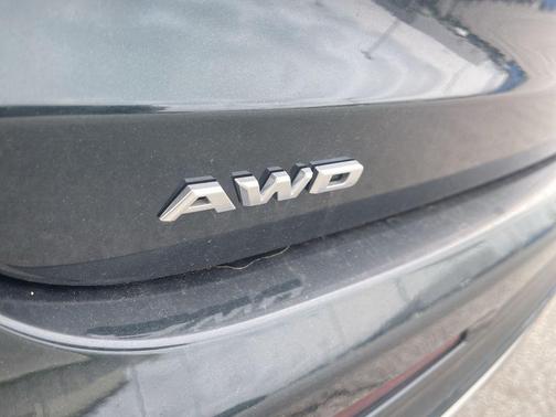 Emerald Lake Metallic 2024 Cadillac XT6 Premium Luxury AWD