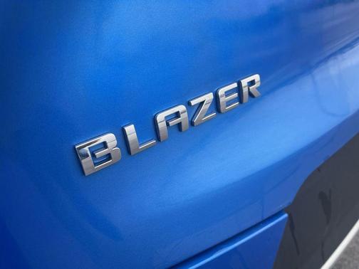 Riptide Blue Metallic 2024 Chevrolet Blazer 3LT