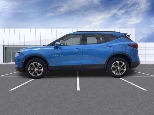 Riptide Blue Metallic 2024 Chevrolet Blazer 3LT