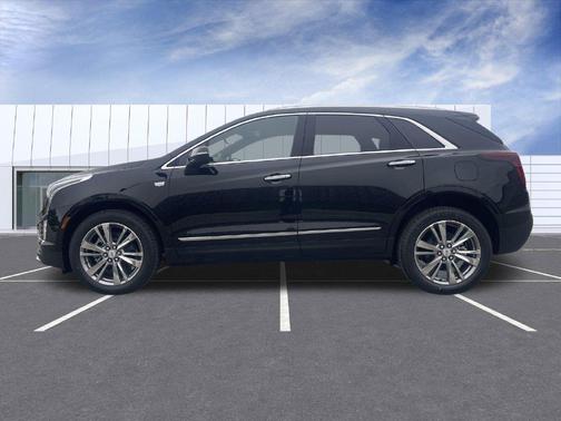 Stellar Black Metallic 2026 Cadillac XT5 Premium Luxury
