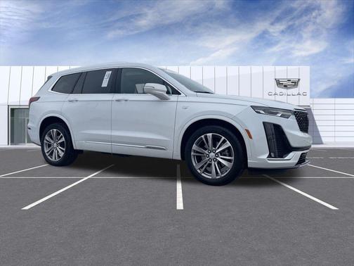 2023 Cadillac XT6 Premium Luxury AWD