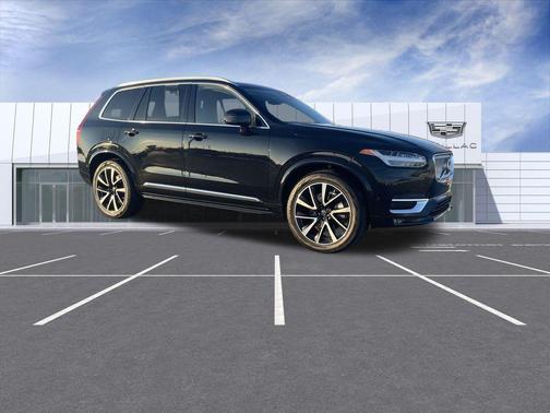 2023 Volvo XC90 B6 Plus 7-Seater