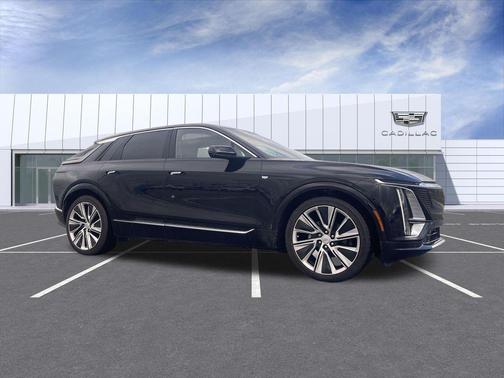 2024 Cadillac LYRIQ Luxury