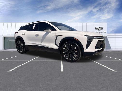 Summit White 2024 Chevrolet Blazer EV eAWD RS