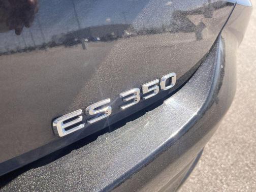 2022 Lexus ES 350 F Sport