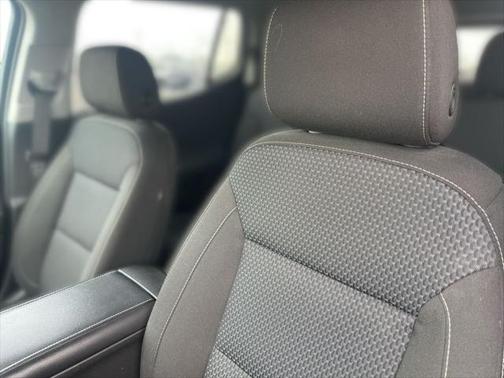 2022 GMC Acadia FWD SLE