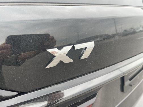 2026 BMW X7 M60i
