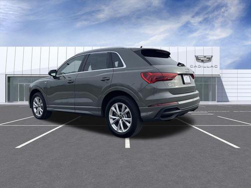 2025 Audi Q3 Premium 45 TFSI S line quattro Tiptronic