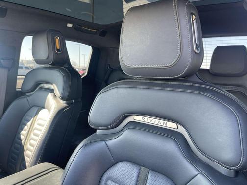 2022 Rivian R1T Launch Edition