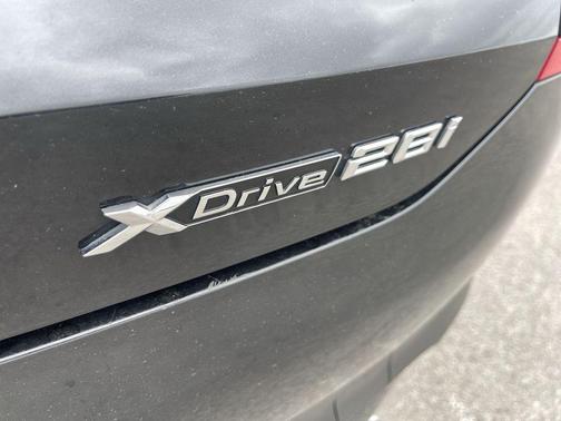 2022 BMW X2 xDrive28i
