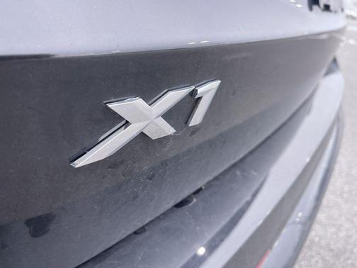 Black Sapphire Metallic 2025 BMW X1 xDrive28i