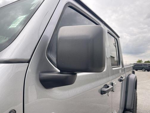 Billet Silver Metallic Clearcoat 2021 Jeep Gladiator Mojave 4x4