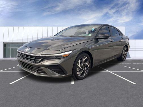 2025 Hyundai ELANTRA Sport