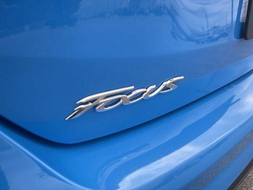 NITROUS BLUE QUAD-COAT MET 2018 Ford Focus RS Base