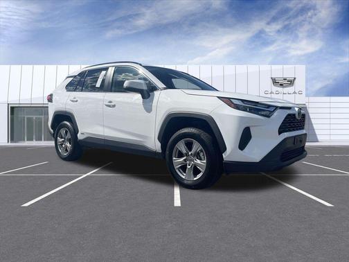 2024 Toyota RAV4 Hybrid XLE