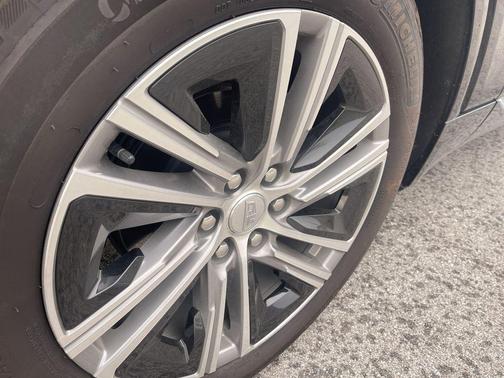 Stellar Black Metallic 2024 Cadillac LYRIQ Luxury