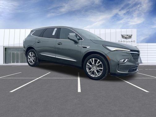 2023 Buick Enclave Essence AWD