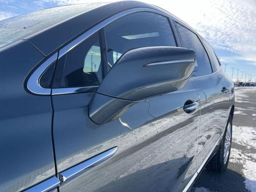 2023 Buick Enclave Essence AWD