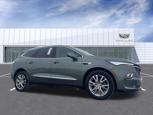 2023 Buick Enclave Essence AWD